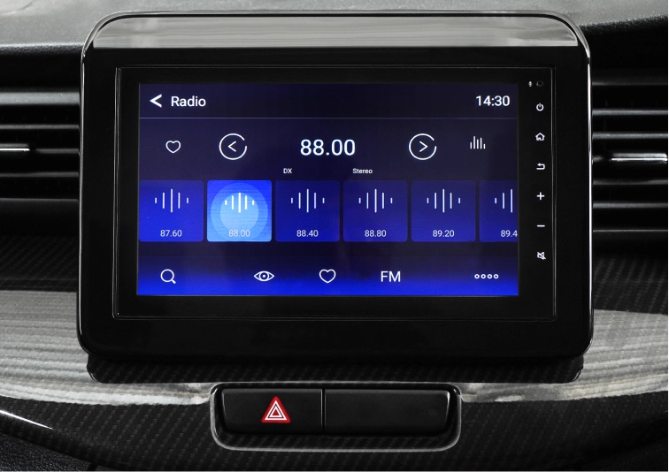 AM/FM RADIO