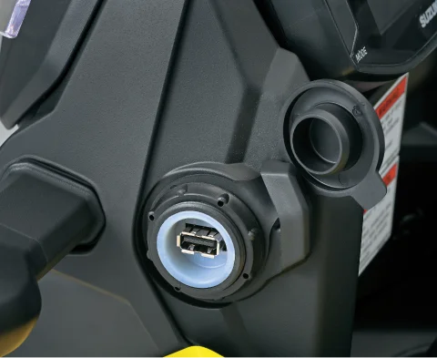 USB outlet v-strom 250x