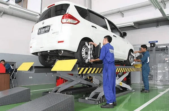 Perbedaan Spooring Dan Balancing Pada Mobil