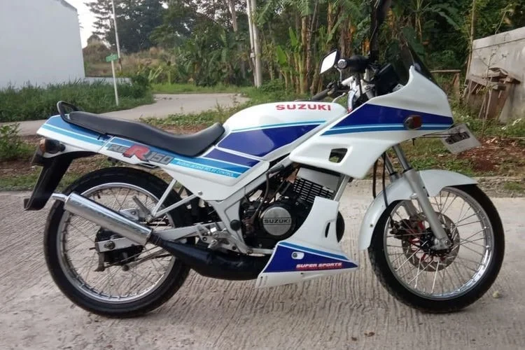 SUZUKI RGR 150