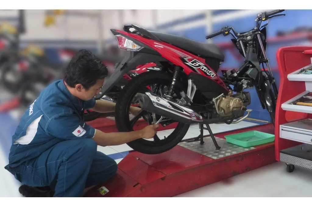 Trik Mendeteksi Kerusakan Shockbreaker Motor