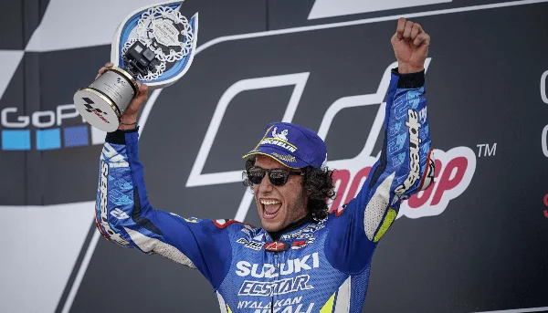 Alex Rins Beri Kejutan Di Garis Finish Rebut Poin Tertinggi Thumb