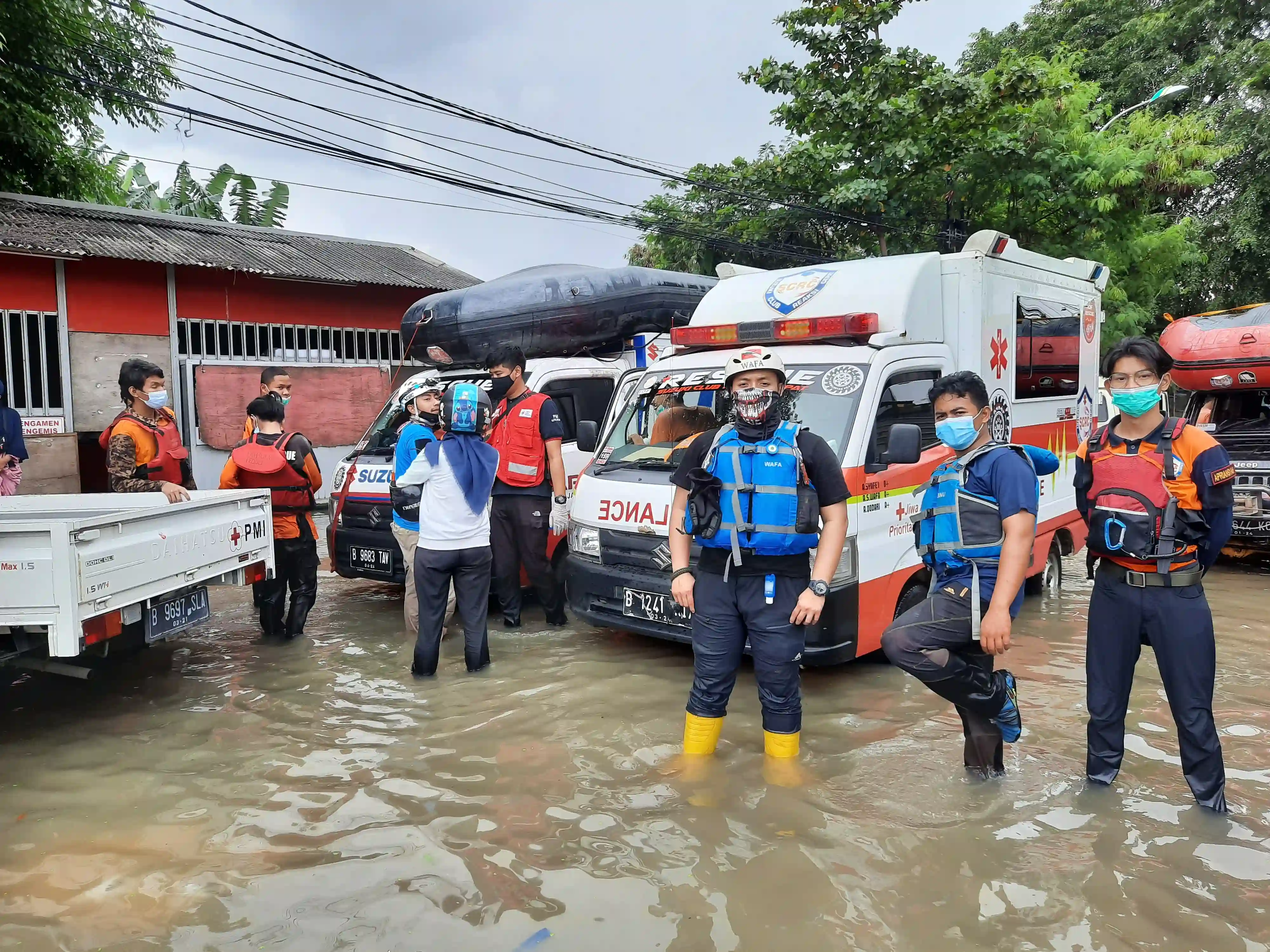 Scrc Sigap Evakuasi Para Korban Banjir