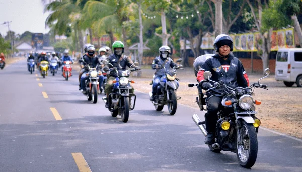 Sunmori Bikers Suzuki Menyusuri Pantai Ujung Barat Pulau Jawasunmori Bikers Suzuki Menyusuri Pantai Ujung Barat Pulau Jawa Thumb