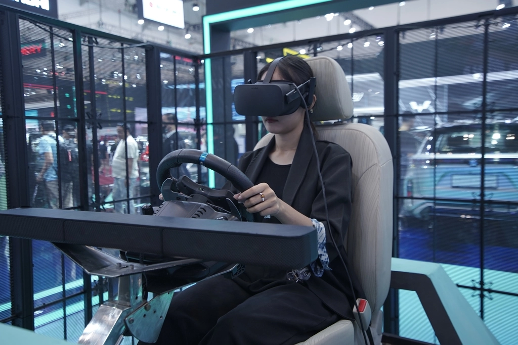 Terapkan Eco Driving Di Booth Suzuki Giias 2023 Pengunjung Bisa Raih Uang Elektronik Dan Tiket Wisata